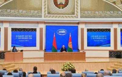 Александр Лукашенко - Лукашенко пообещал выдать украинцам гражданство Беларуси - korrespondent.net - Украина - Белоруссия - Гражданство