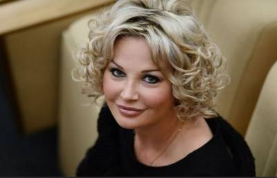 Мария Максакова - «Скоро снимется в порно»: Максакова встала на четвереньки - фото - pupolita.ru - Украина - Одесса