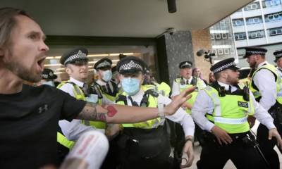 Протестующие против «ковидных паспортов» попытались штурмовать студию «BBC» - rbnews.uk