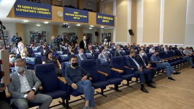 Владимир Жириновский - Жириновский осудил использование популистских лозунгов - tvc.ru - Россия