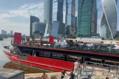 Алишер Валеев - Дилара Зинатуллина - Инсайдер озвучил стоимость билетов на свадьбу Моргенштерна - mk.ru