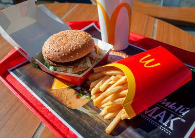 McDonald's зарегистрирует в России товарный знак «Макдак» - vinegret.cz - Россия - Чехия