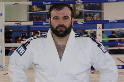 Уайт Дэйна - UFC подписал контракт с дисквалифицированным за допинг российским бойцом - lenta.ru - США - Бразилия
