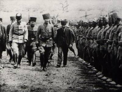 Реджеп Тайип Эрдоган - В Турции отмечают победу на греками в 1922 году - vpk-news.ru - Турция