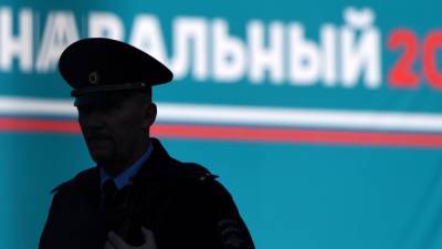 Алексей Навальный - Би-би-си: полиция ходит к сторонникам Навального по заказу АП - svoboda.org - Москва - Россия