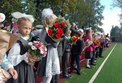 Александр Дрозденко - Обновленная лукашевская школа встретила учеников 1 сентября - online47.ru - Ленинградская обл.