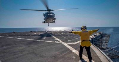 Abraham Lincoln - У берегов Калифорнии в США упал в море вертолет MH-60S, часть экипажа не могут найти (фото) - focus.ua - США - Украина - Сан-Диего - шт. Калифорния