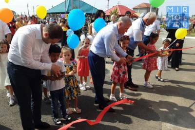 День Знаний - В Новолакском районе прошло открытие сразу трех новых детских садов - mirmol.ru - район Новолакский