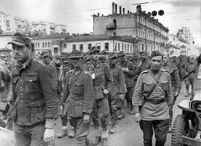 Зачем Сталин устроил в Москве парад побежденных - russian7.ru - Москва - Белоруссия - Германия
