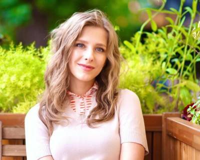 Елизавета Арзамасова - Арзамасова о материнских мечтах в День знаний: " В будущем поведу сына в первый класс" - actualnews.org