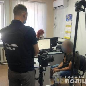 В Запорожье полицейские обнаружили грузина-нелегала. Фото - reporter-ua.com - Украина - Грузия - Запорожская обл. - Запорожье
