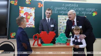 Александр Лукашенко - О храме знаний, зарплатах бюджетников, "потере" суверенитета и "планах" отрезать Прибалтику. Главное из заявлений Лукашенко на 1 сентября - belta.by - Белоруссия