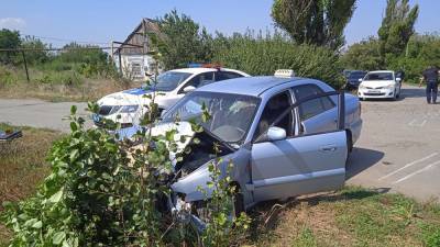 Под Запорожьем пьяный водитель 5 км вёз полицейского на капоте: у правоохранителя переломы обеих ног (видео) - sharij.net - Запорожская обл. - Запорожье