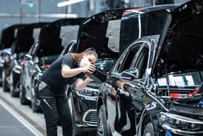 Mercedes-Benz перейдет на «революционную» сталь - lenta.ru - Швеция