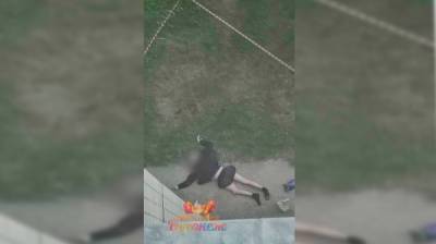 Под окнами многоэтажки в Ленинском районе Воронежа нашли тело мужчины - vestivrn.ru - Воронеж - Воронежская обл. - район Ленинский, Воронеж