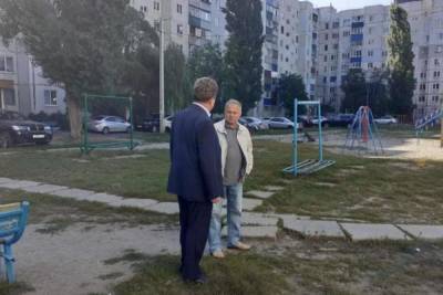 В Курске 10 дворов Сеймского округа проверили на наличие бурьяна - chr.mk.ru - Курская обл. - Курск