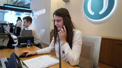 Названа наиболее вероятная схема продажи «Открытия» - iz.ru - Израиль