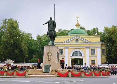 Александр Невский - Из-за 800-летия Александра Невского автомобилистов ждут ограничения в центре Петербурга - neva.today - Санкт-Петербург