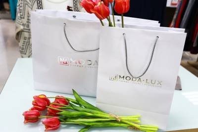 Calvin Klein - Брендовую одежду Milano Italy, BroadWay, Olymp получат в подарок покупатели ModaLux Outlet - chita.ru - Италия