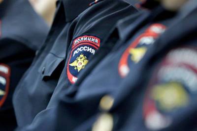 Полицейские нашли Петербурге 10-летнюю девочку у педофила - abnews.ru - Санкт-Петербург - район Красносельский - район Гатчинский