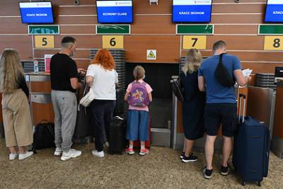 В Ростуризме объяснили причину досрочного закрытия продаж туров с кешбэком - lenta.ru - Россия - Краснодарский край - Ставрополье