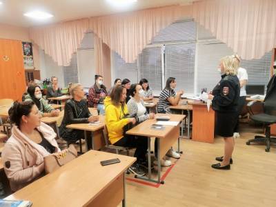Автоинспекторы проводят родительские собрания в школах - lipetskmedia.ru - Липецк