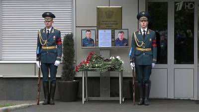 Владимир Путин - Евгений Зиничев - В Москве простились с Евгением Зиничевым, геройски погибшим, спасая человека - 1tv.ru - Москва - Норильск