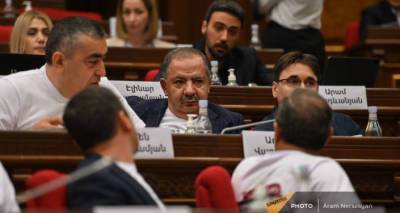 Армянский парламент отказался создать комиссию по Нагорному Карабаху - ru.armeniasputnik.am - Армения - Азербайджан