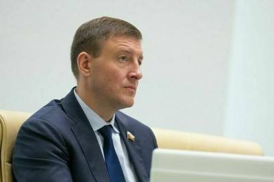 Павел Крашенинников - Андрей Турчак - Александр Хинштейн - Турчак: действующий закон даёт педофилам шанс на повторное преступление - pnp.ru - Россия