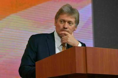 Владимир Зеленский - Дмитрий Песков - Песков: в Кремле с сожалением относятся к словам Зеленского о возможности войны с Россией - pnp.ru - Москва - Россия - Украина - Киев