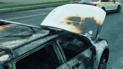 Движение ограничили на участке Автозаводской улицы в Москве из-за возгорания автомобиля - iz.ru - Москва - Израиль