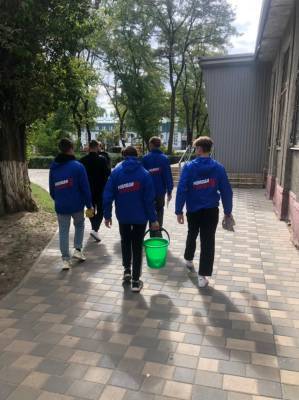 Молодогвардейцы помогают пожилым людям и наводят порядок в общественных местах. - lipetskmedia.ru - Россия