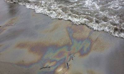 В Красноярском крае в реке Енисей обнаружили нефтяное пятно - og.ru - Красноярский край