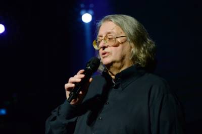 Александр Градский - Поражение легких 70%: Александра Градского госпитализировали с коронавирусом - radiokp.ru