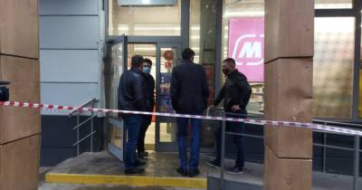 В Москве семья отравилась арбузом: спасти бабушку и внучку медикам не удалось (видео) - focus.ua - Москва - Россия - Украина