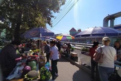 Продавцы незаконно торгуют 5 месяцев после сноса мини-рынка на Бабушкина в Чите - chita.ru - Чита