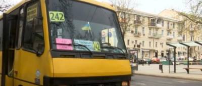 В Украине подорожает проезд в маршрутках: где и на сколько - w-n.com.ua - Украина - Луганская обл. - Запорожская обл. - Одесса - Днепропетровская обл. - Северодонецк - Бердянск - Павлоград