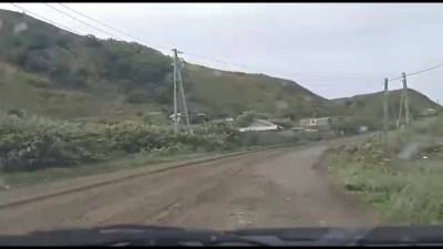 Сахалинцы пробили колеса на дороге, по которой прошли грейдеры - sakhalin.info - Холмск