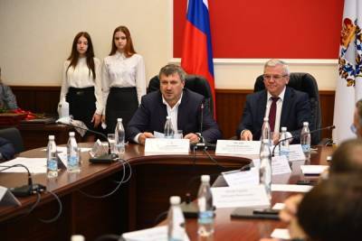 Владимир Путин - Иван Носков - Дзержинцы примут участие в отборе макетов стелы «Город трудовой доблести» - vgoroden.ru - Россия - Дзержинск - Нижний Новгород - Чкаловск