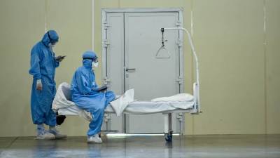Столичные врачи вылечили 1 317 пациентов от коронавируса за сутки - vm.ru - Москва - Россия