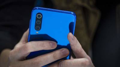 Xiaomi заблокировала смартфоны в одном регионе России и ряде других стран - iz.ru - Китай - Сирия - КНДР - Крым - Израиль - Судан - Иран - Куба - Russia