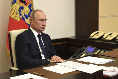 Владимир Путин - Путин посмертно наградил погибшего 9 сентября в Сирии подполковника Шнайдера - mk.ru - Россия - Сирия