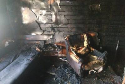 Мужчина и женщина погибли из-за загоревшихся электроприборов в Забайкалье - mk.ru - Забайкальский край