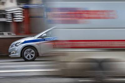 Россиянин облил себя бензином, поджег дом и заперся в помещении с гранатой - lenta.ru - Сочи - Иркутск