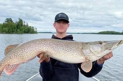 15-летний рыболов поймал щуку рекордного размера - w-n.com.ua - USA - шт. Миннесота