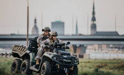 В центре Риги проходят военные учения - argumenti.ru - Рига - Латвия