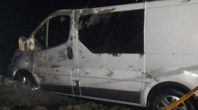 В Харьковской области микроавтобус съехал в озеро, есть погибшие - ru.slovoidilo.ua - Украина - Харьковская обл. - район Харьковский