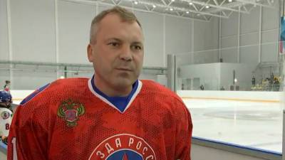 Евгений Попов - Известные спортсмены и журналисты встретятся в звёздном хоккейном матче - tvc.ru - Москва