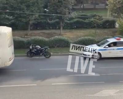 Мотоциклист сбил коляску с девятимесячным ребенком и сбежал - lipetskmedia.ru