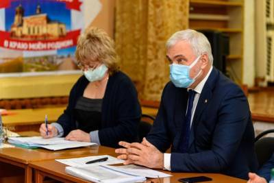 Владимир Уйба - Что обсуждали жители Слудки и Зеленца с главой Коми - komiinform.ru - респ. Коми